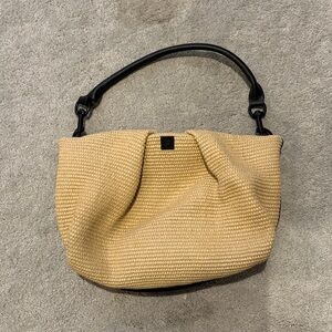 GENTLY USED!!  THINK ROYLIN SAVANNAH RAFFIA HANDBAG